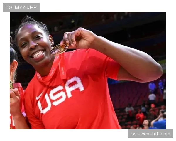 切尔西·格雷专访：谈后卫在高压体系中的决策负荷与控场艺术